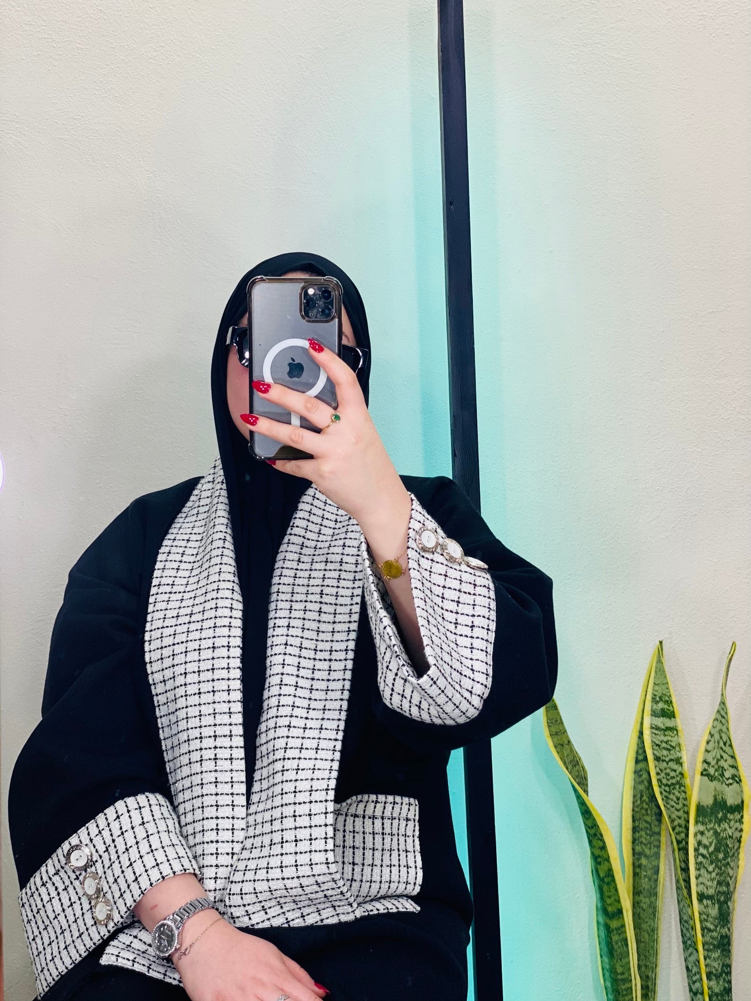 MONTEAU ABAYA